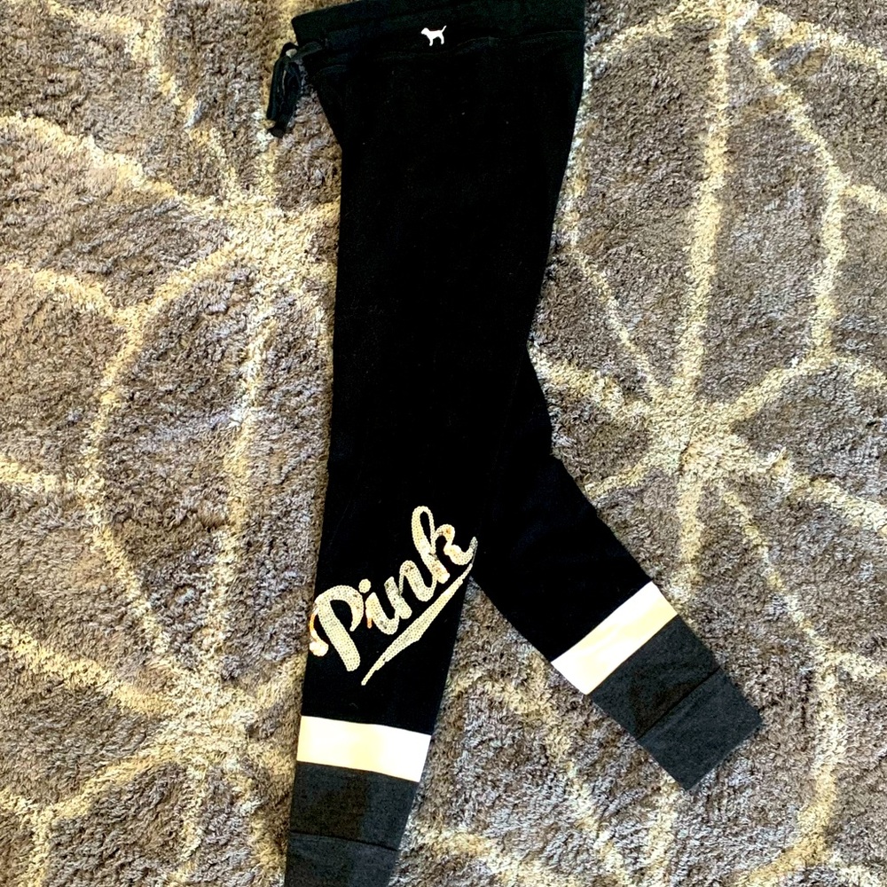 VS PINK bling leggings 😊💕